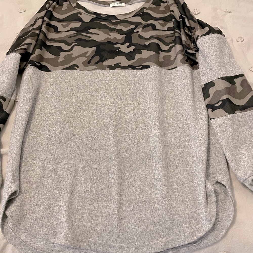 Camo and grey super soft sweatshirt